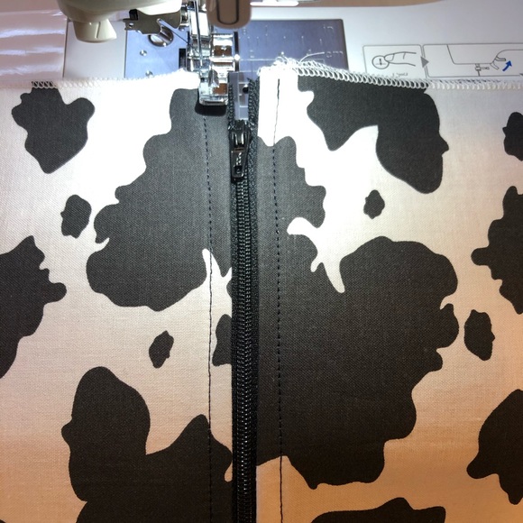 Cow Print Zipper Pouch Bag Handmade DIY - Picture 3 of 3